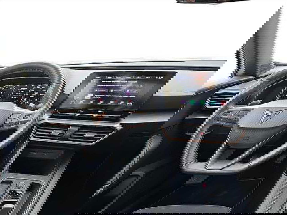 Cupra Formentor usata a Lecco (10)