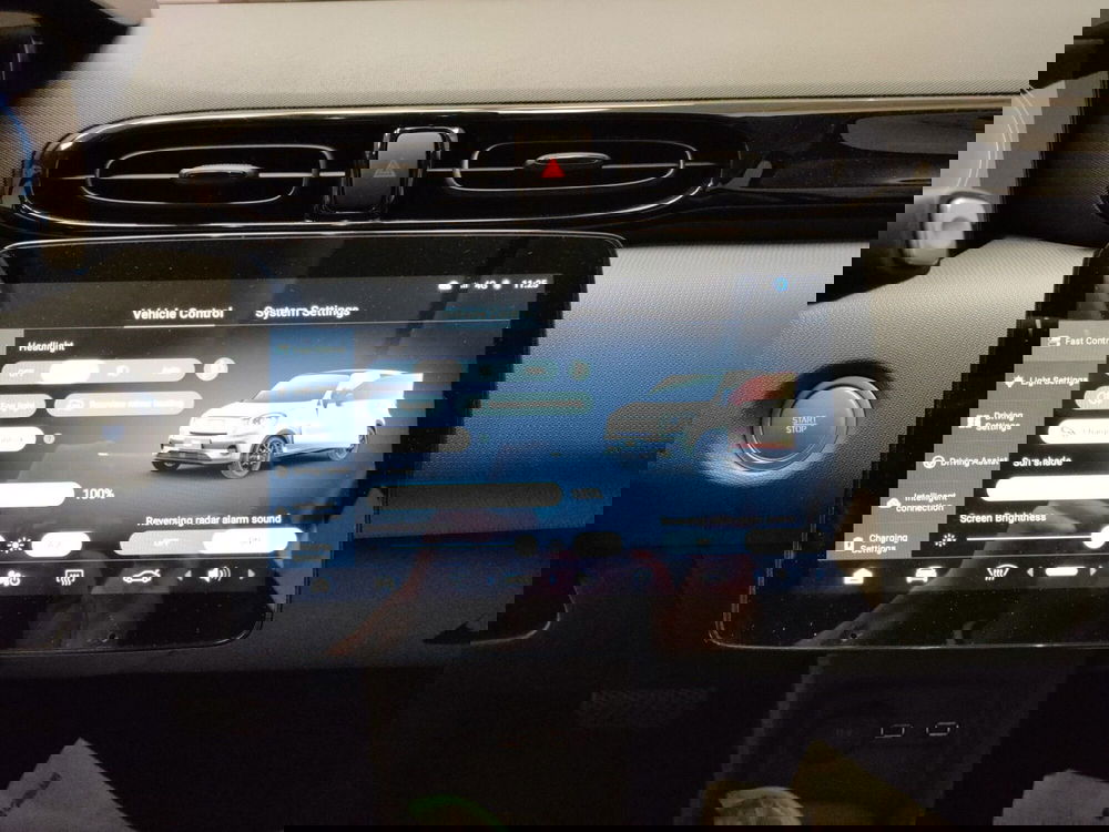 Leapmotor T03 nuova a L'Aquila (19)