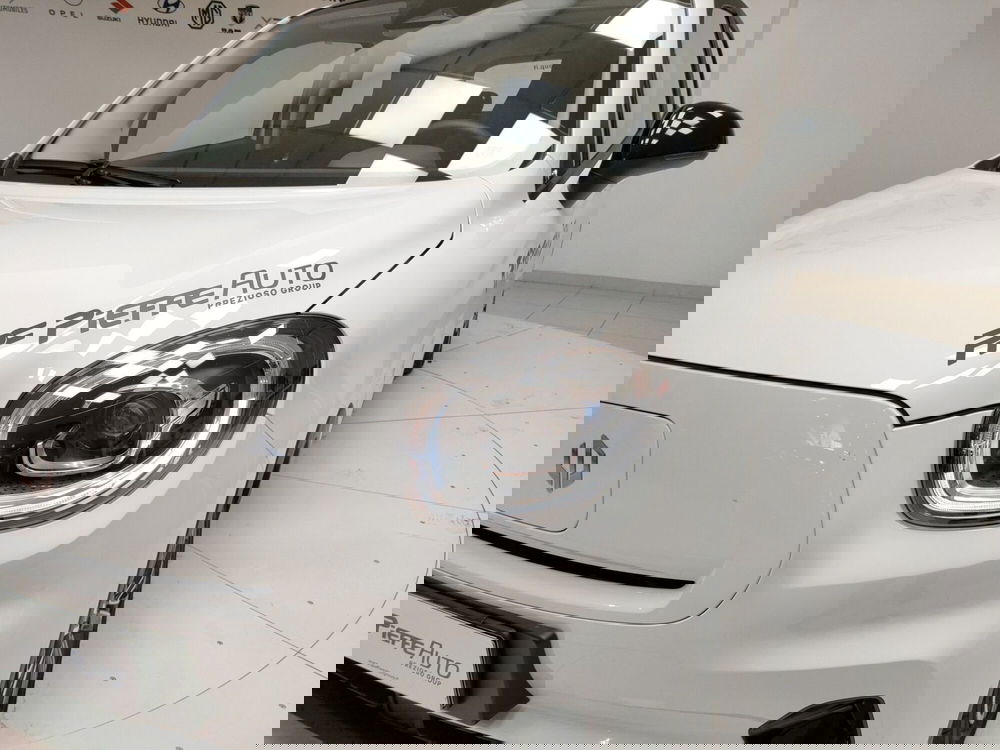 Leapmotor T03 nuova a L'Aquila (8)