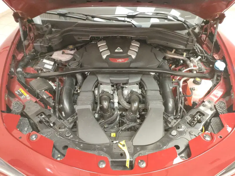 Alfa Romeo Stelvio usata a Teramo (10)