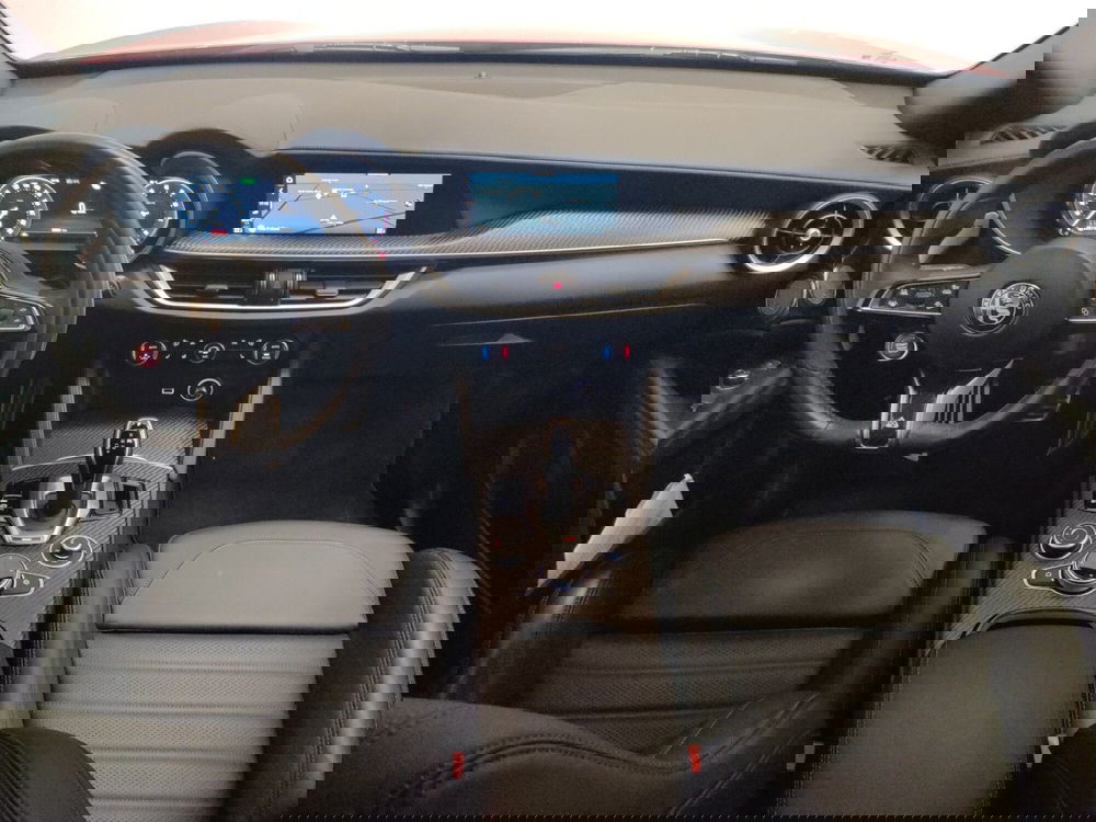Alfa Romeo Stelvio usata a Teramo (16)