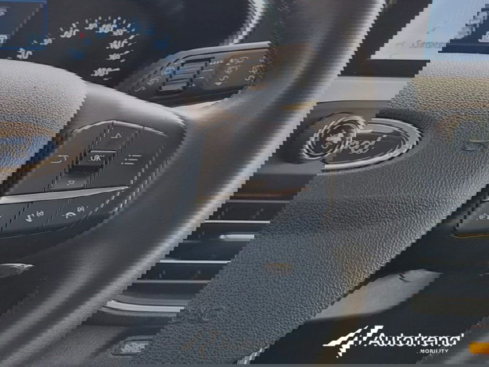 Ford Focus usata a Bari (9)