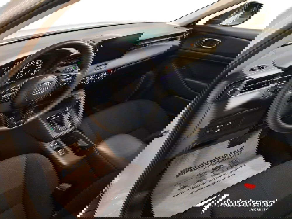 Honda HR-V usata a Bari (9)
