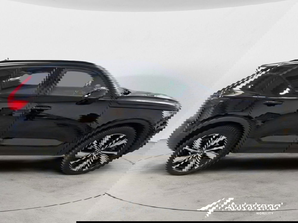 Volvo XC40 usata a Bari (4)