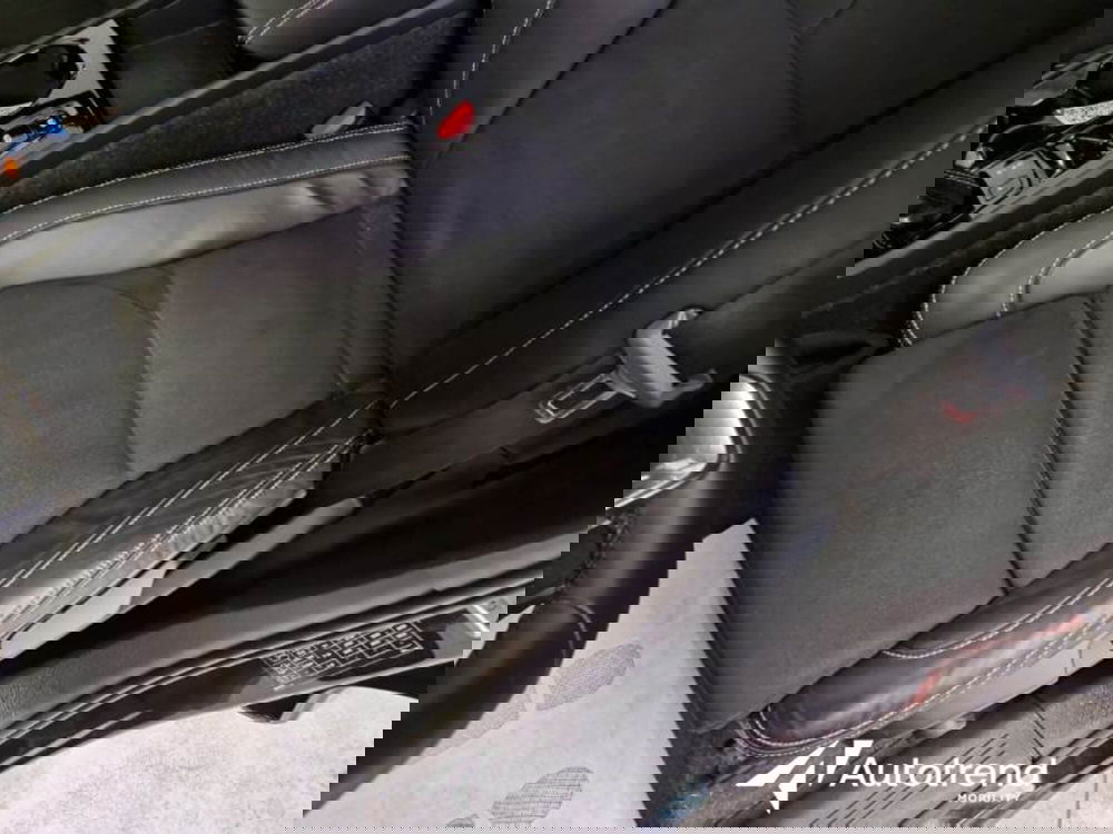 Volvo XC40 usata a Bari (8)