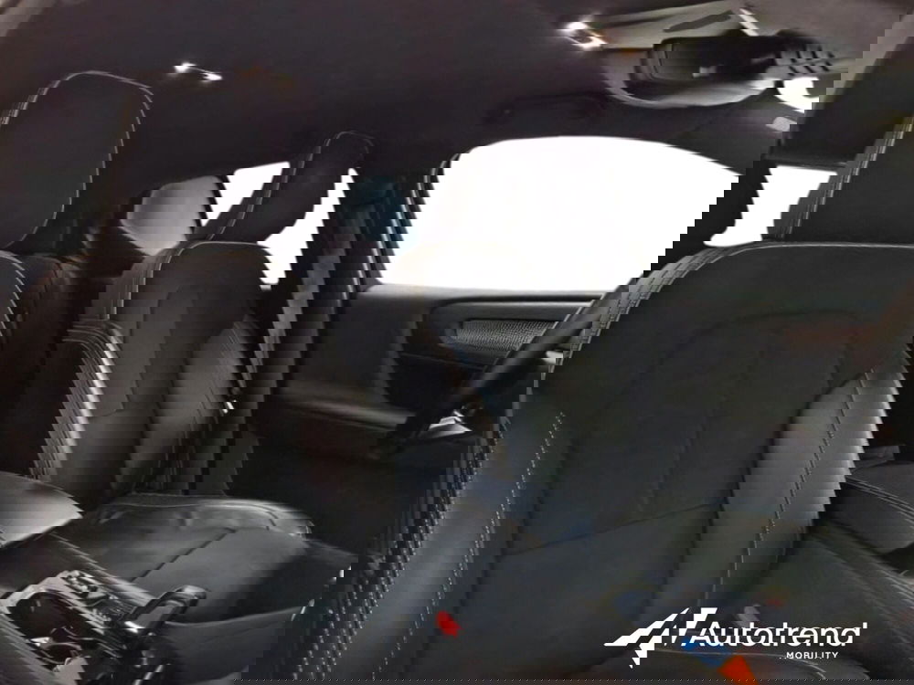 Volvo XC40 usata a Bari (9)