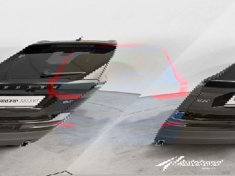 Volvo XC60 usata a Bari (4)