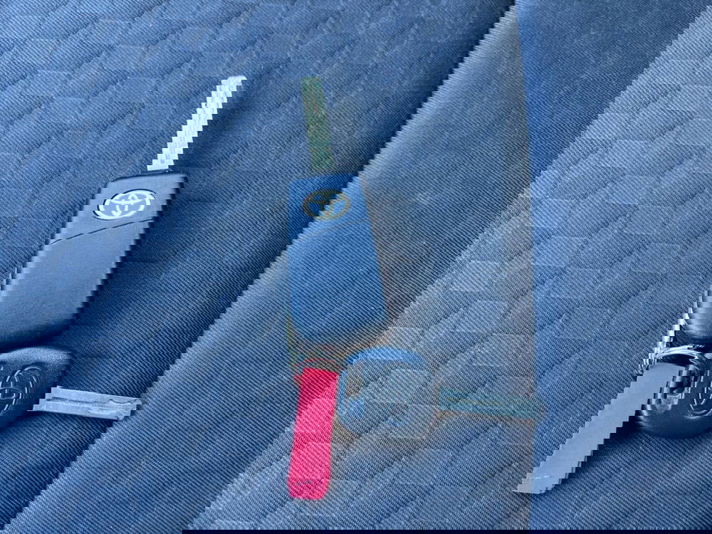 Toyota Yaris usata a Lecco (19)