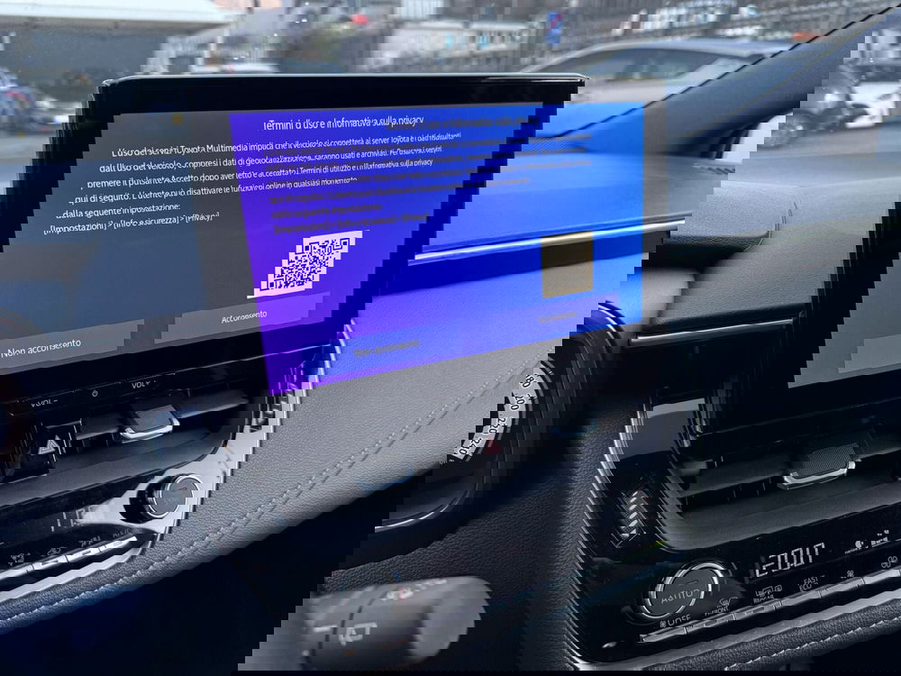 Toyota Corolla Touring Sports usata a Como (15)