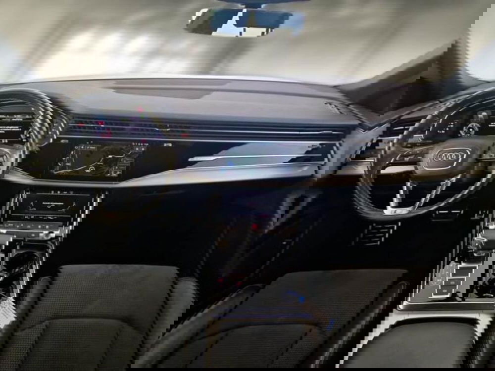 Audi Q8 usata a Salerno (9)