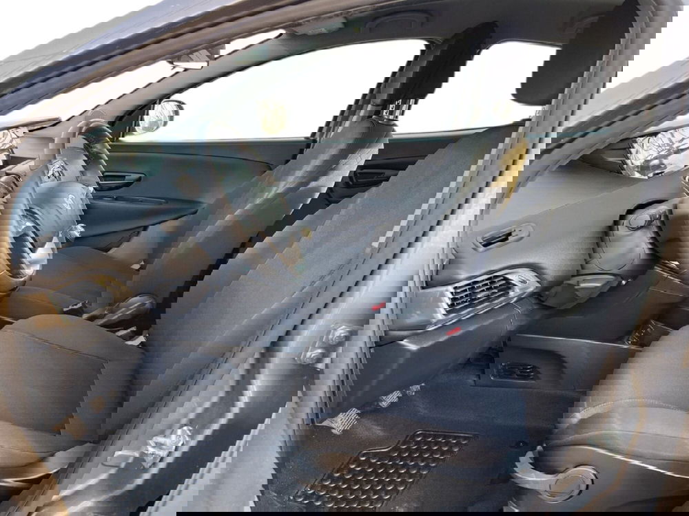 Lancia Ypsilon usata a Torino (9)