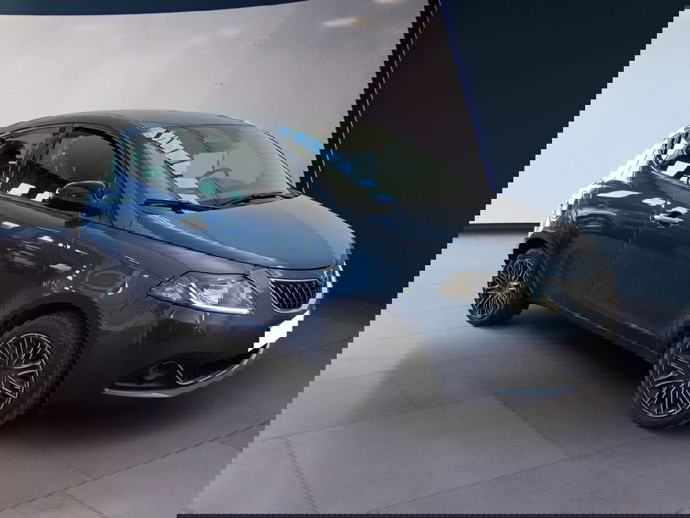 Lancia Ypsilon usata a Torino (3)