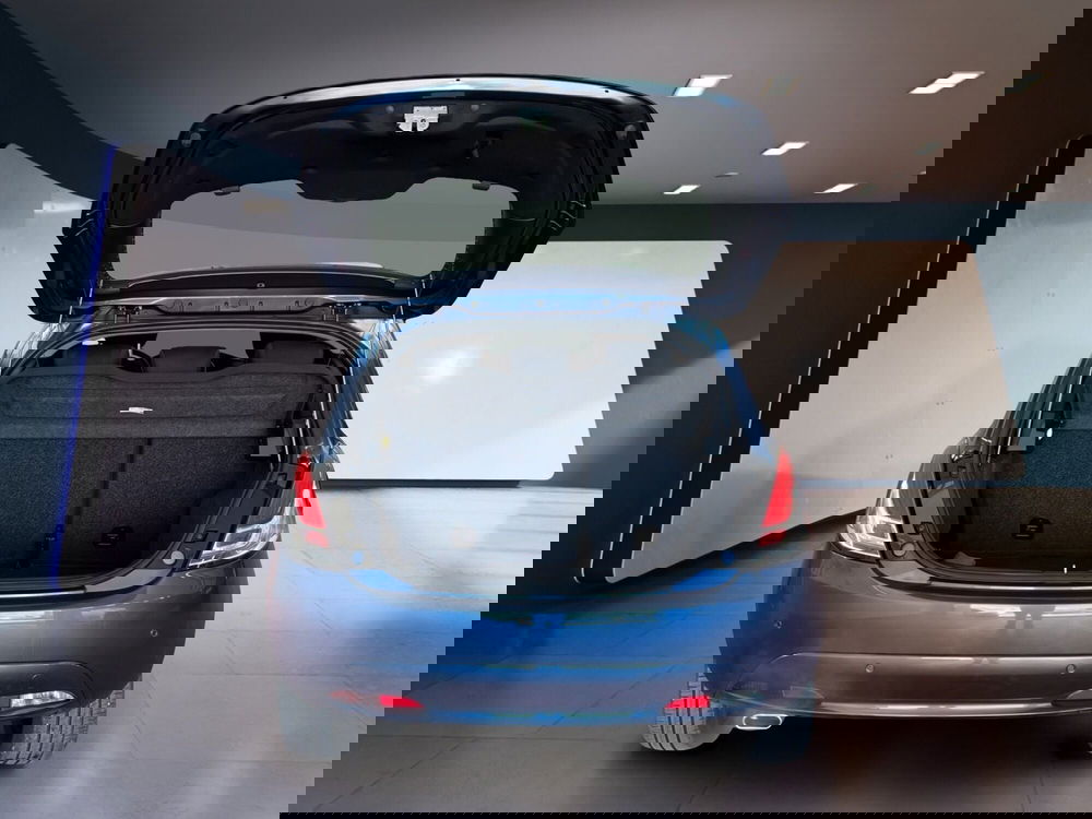 Lancia Ypsilon usata a Torino (7)