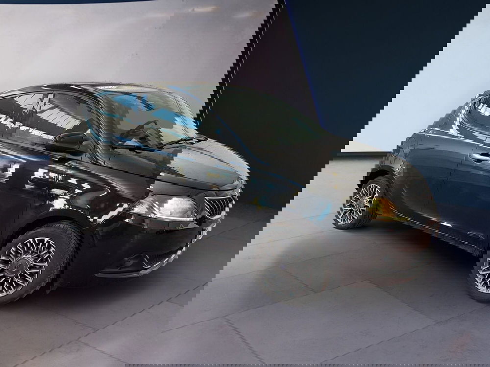 Lancia Ypsilon usata a Torino (3)