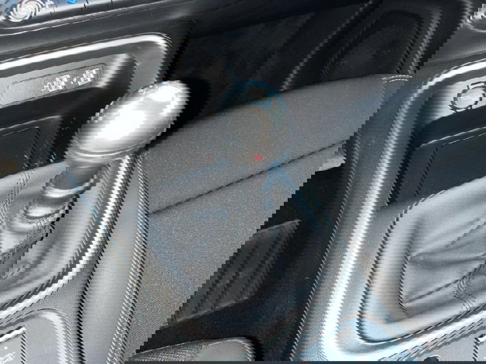 Jeep Avenger usata a Torino (14)