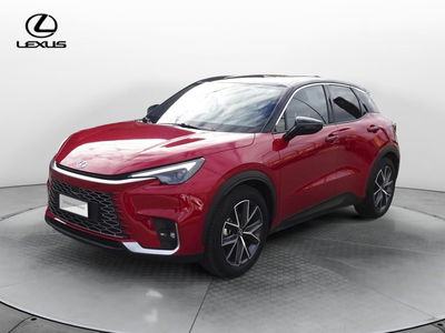 Lexus LBX 1.5 hybrid Cool 4wd del 2024 usata a Montebelluna