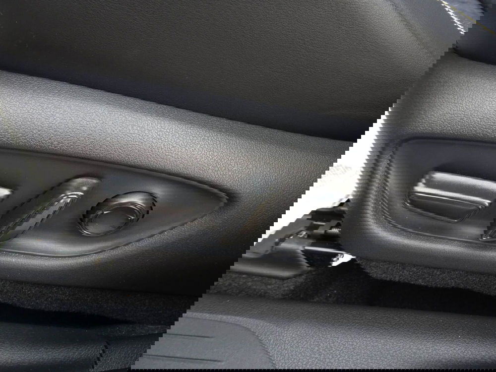 Lexus LBX usata a Treviso (13)