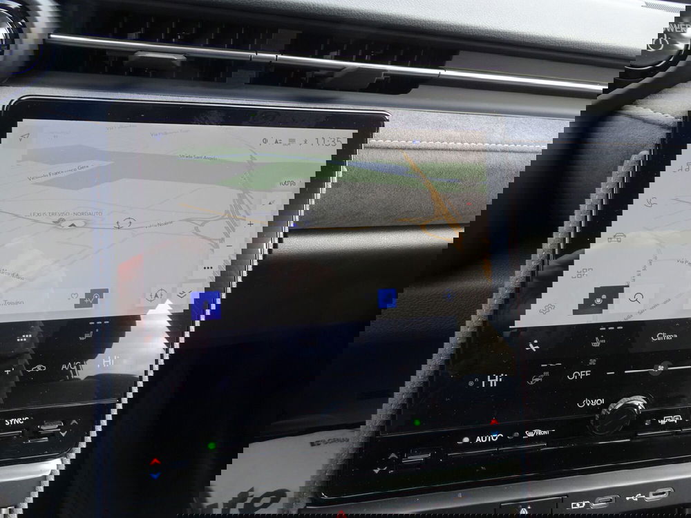 Lexus LBX usata a Treviso (19)