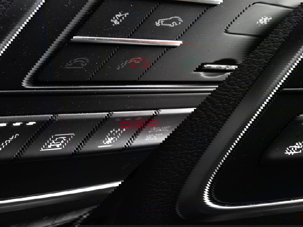 Mercedes-Benz GLA SUV usata a Treviso (16)