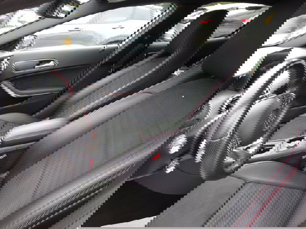 Mercedes-Benz GLA SUV usata a Treviso (9)