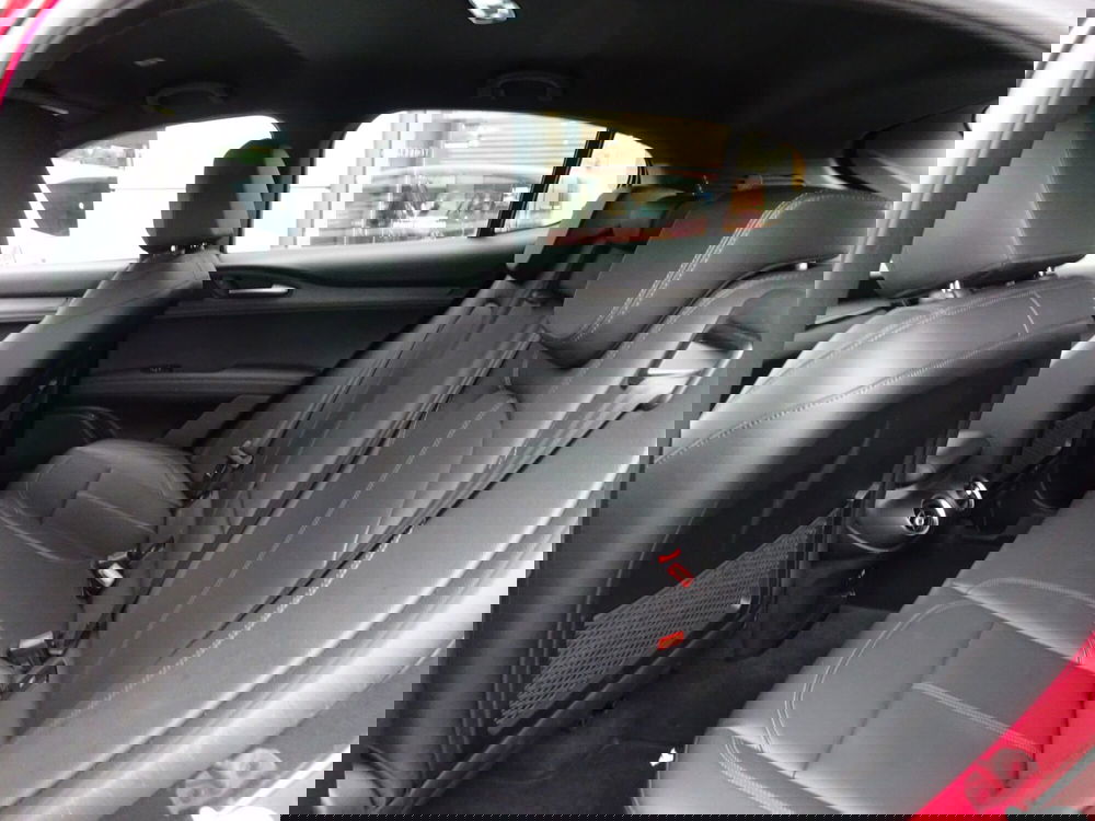 Alfa Romeo Stelvio usata a Treviso (11)