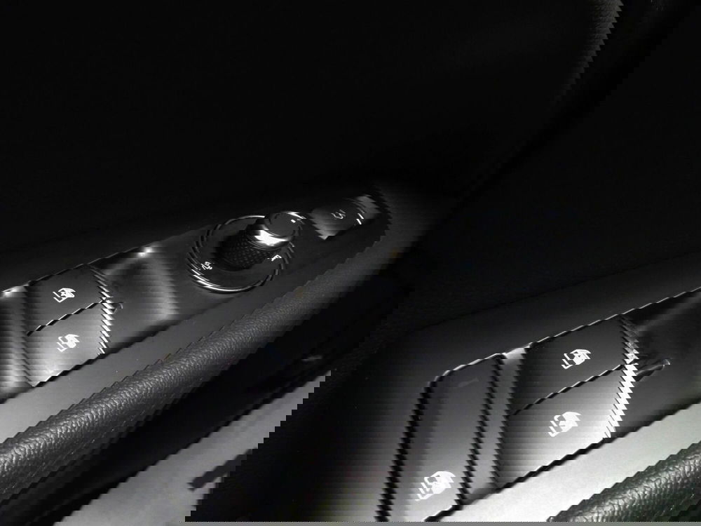 Alfa Romeo Stelvio usata a Treviso (17)