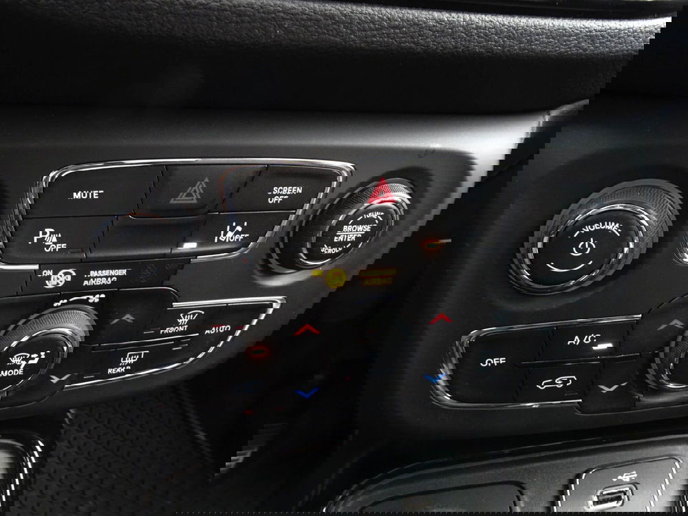 Jeep Compass usata a Treviso (20)