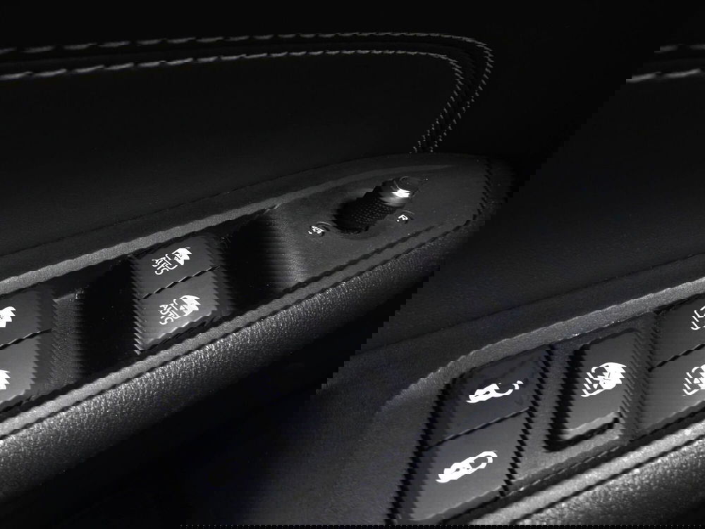 Jeep Compass usata a Treviso (17)