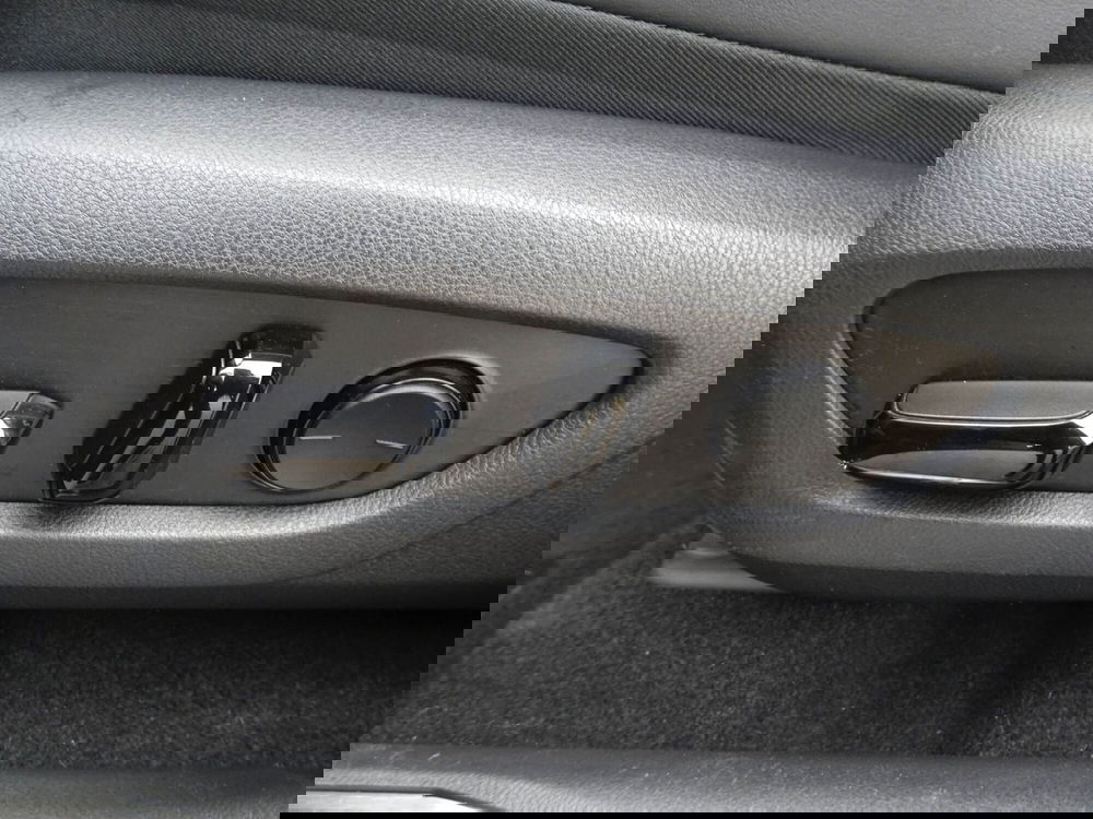 Lexus NX usata a Treviso (14)