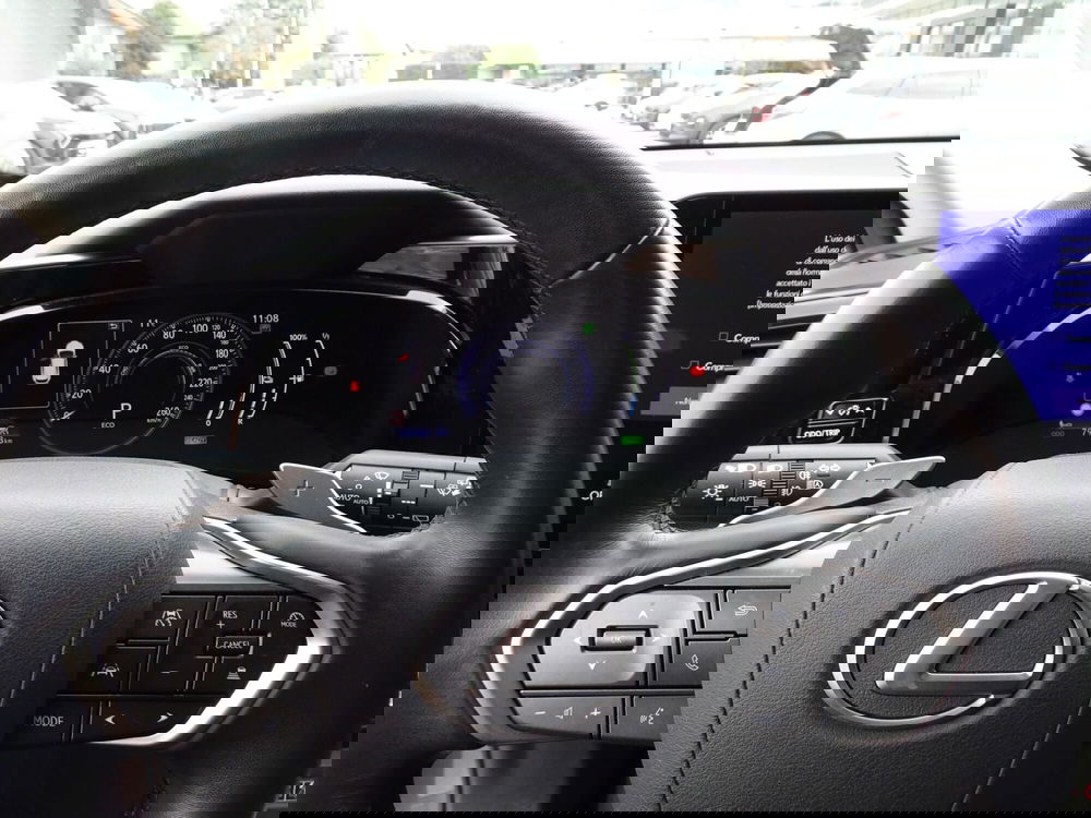 Lexus NX usata a Treviso (15)