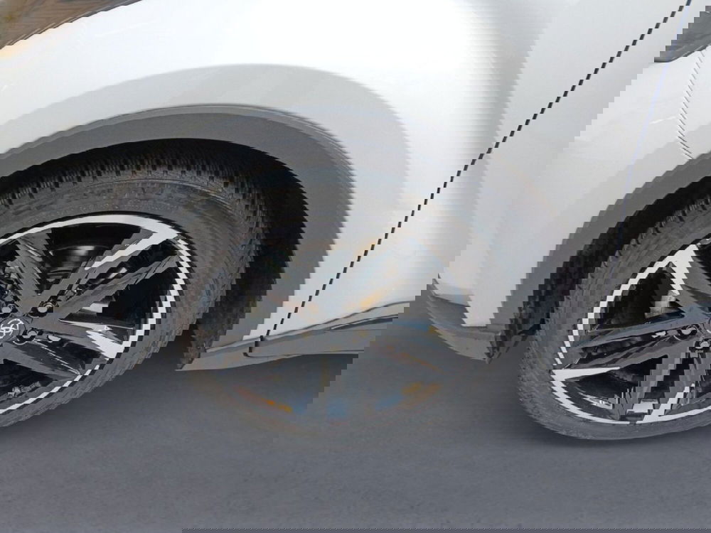 Toyota Toyota C-HR usata a Milano (11)