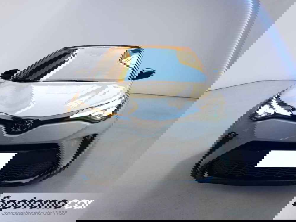 Toyota Toyota C-HR usata a Milano (9)