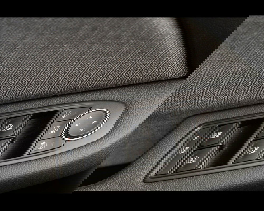 Renault Clio usata a Treviso (18)