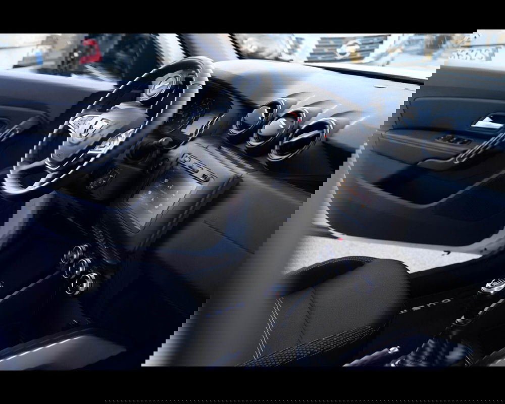 Dacia Duster usata a Treviso (11)