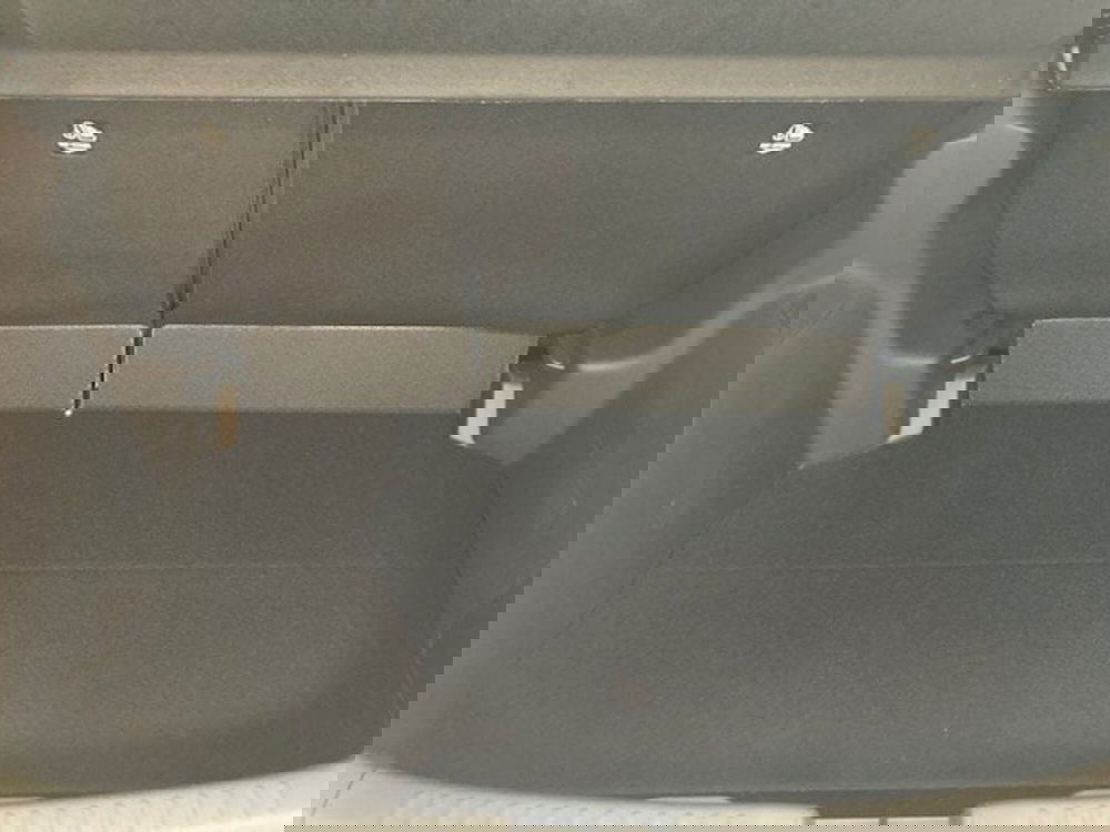 Mazda Mazda2 Hybrid nuova a Pavia (14)