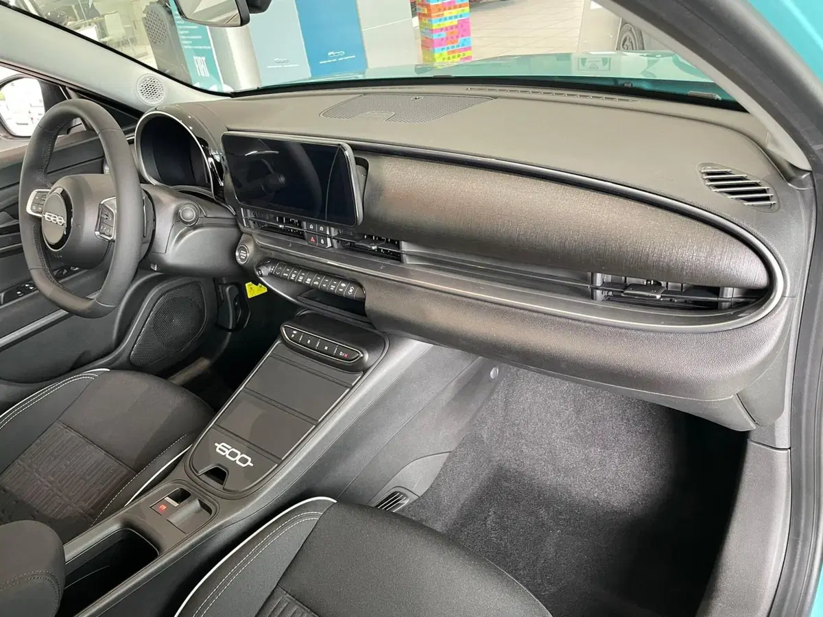 Fiat 600 nuova a Reggio Emilia (10)