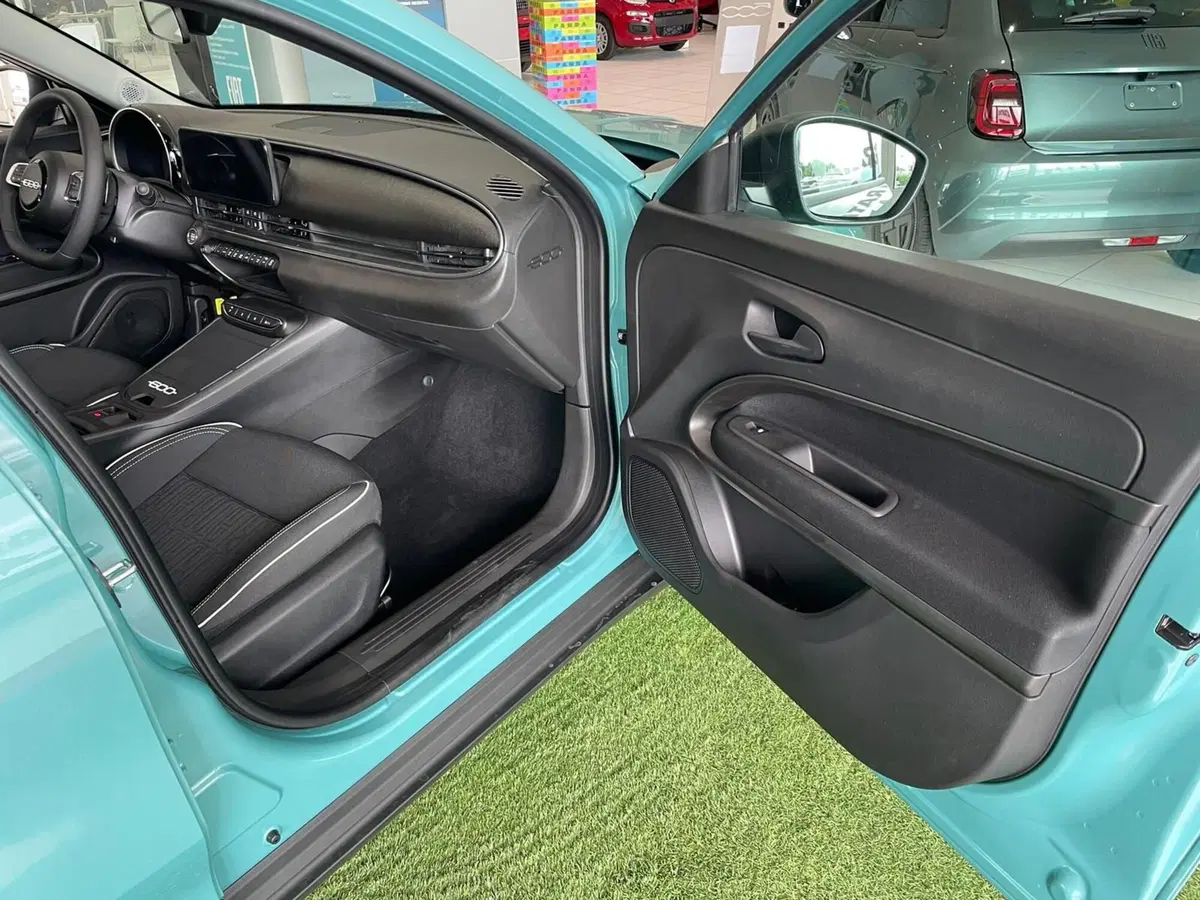 Fiat 600 nuova a Reggio Emilia (11)