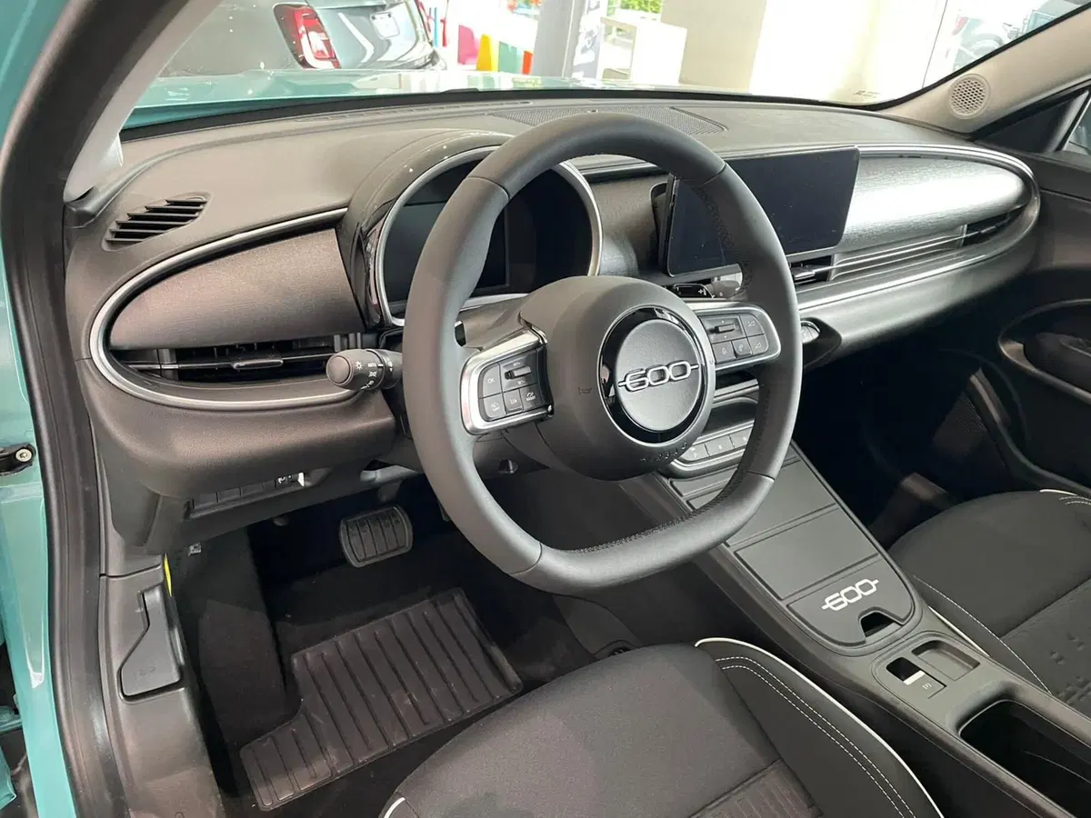 Fiat 600 nuova a Reggio Emilia (8)