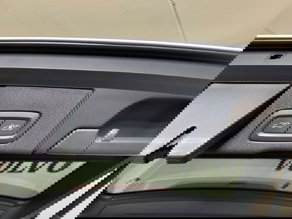 Volvo XC60 usata a Ferrara (15)