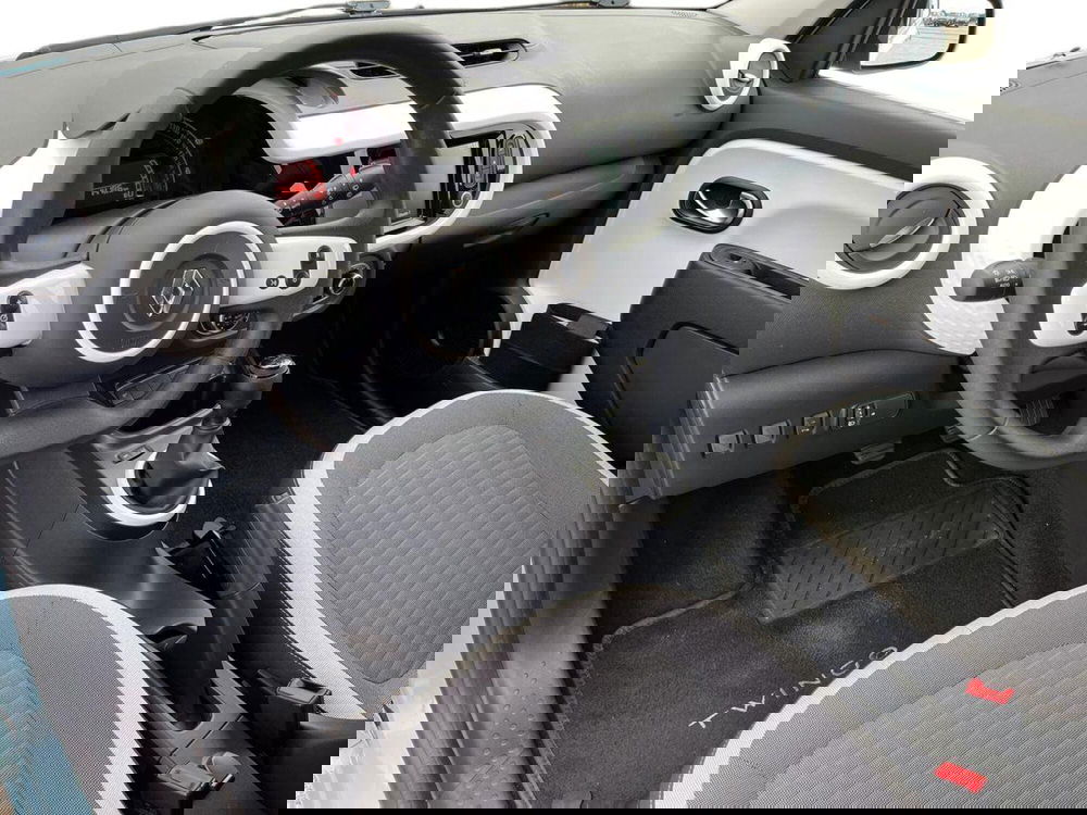 Renault Twingo usata a Matera (6)