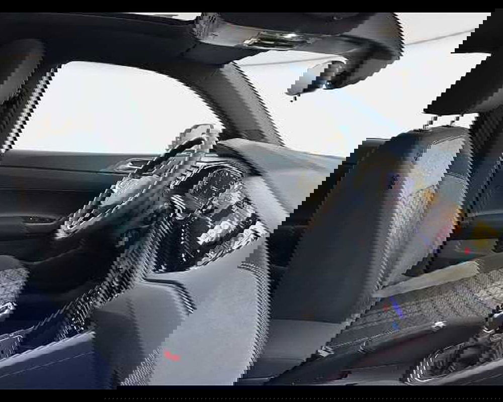 Volkswagen Taigo usata a Roma (8)