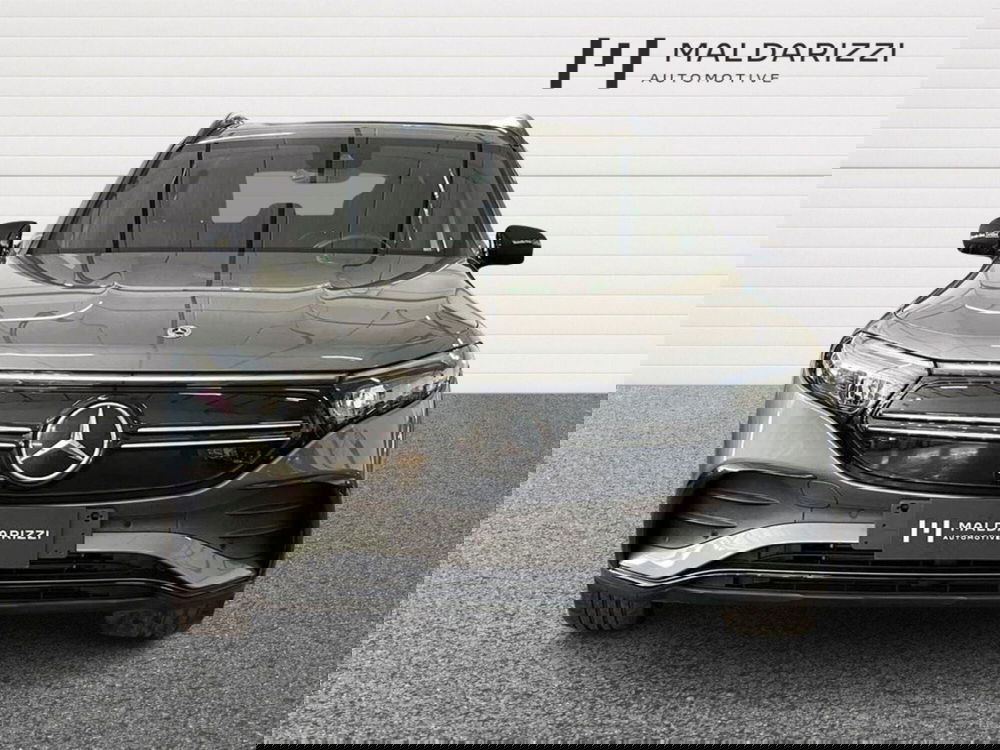 Mercedes-Benz EQB usata a Bari (2)