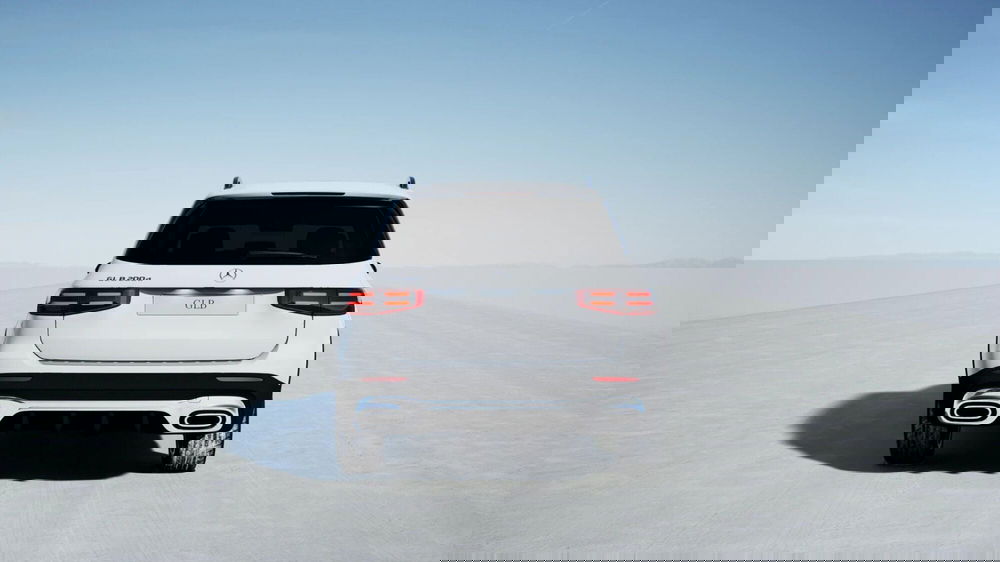 Mercedes-Benz GLB nuova a Pescara (4)