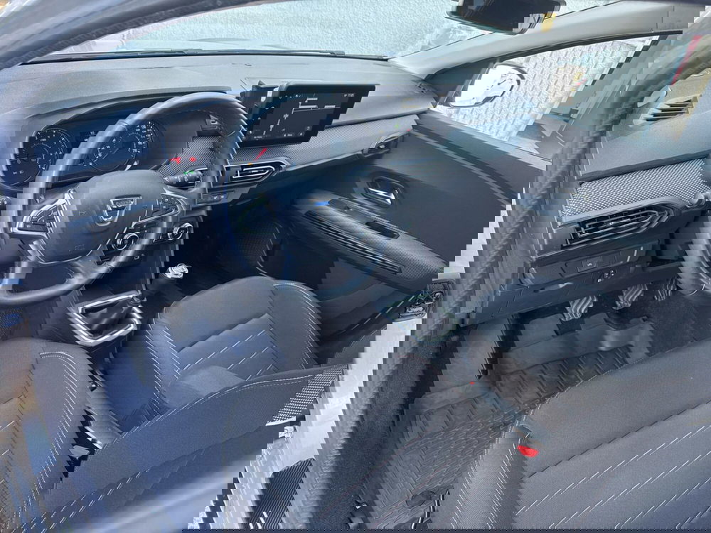 Dacia Jogger usata a Ferrara (12)