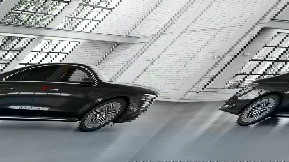 Mercedes-Benz Classe E nuova a Pescara (4)