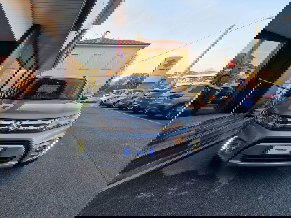 Suzuki Vitara usata a Milano (2)