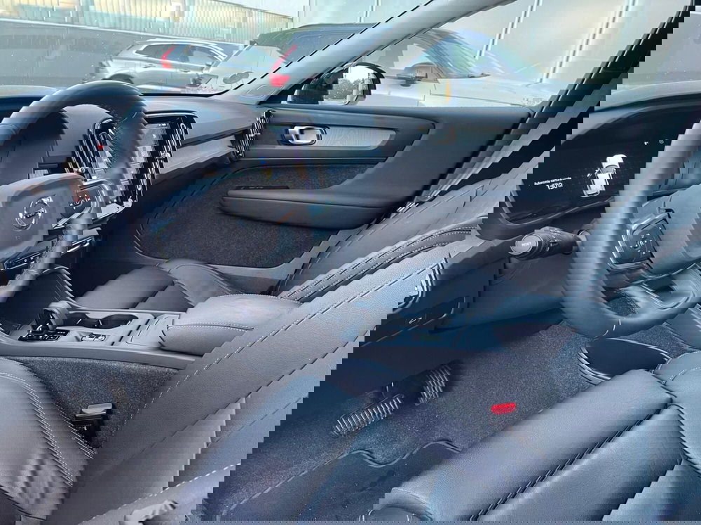 Volvo XC40 usata a Como (9)