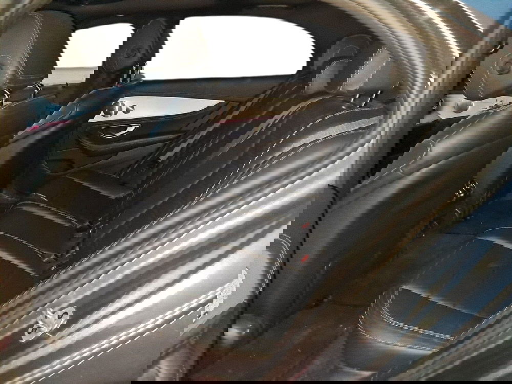 Mercedes-Benz Classe E usata a Salerno (11)