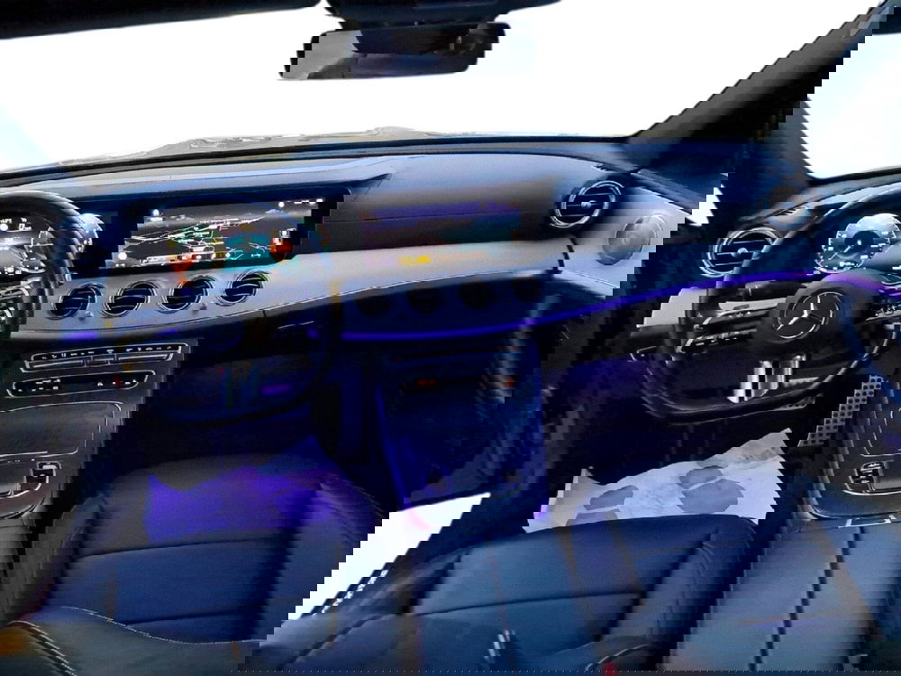 Mercedes-Benz Classe E usata a Salerno (13)