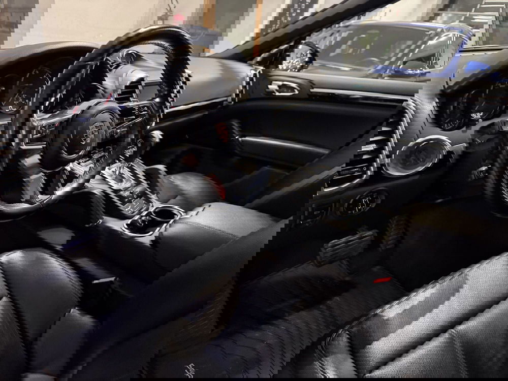 Porsche Cayenne usata a Messina (7)